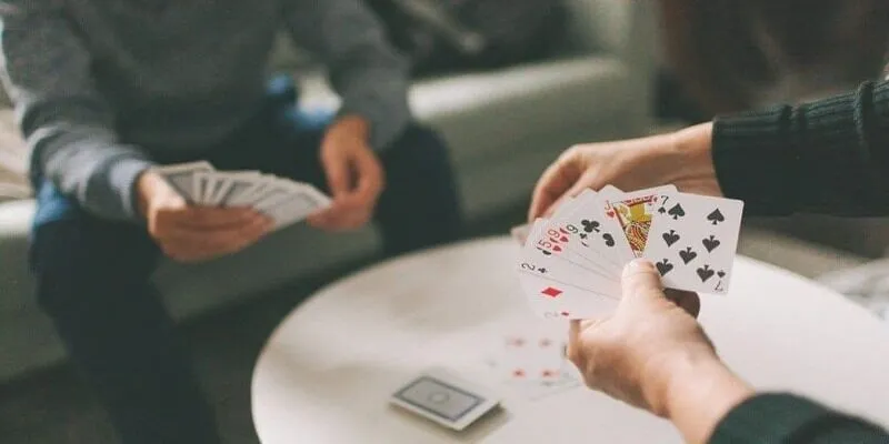Thắng trắng và tới trắng trong Tiến Lên Miền Nam
